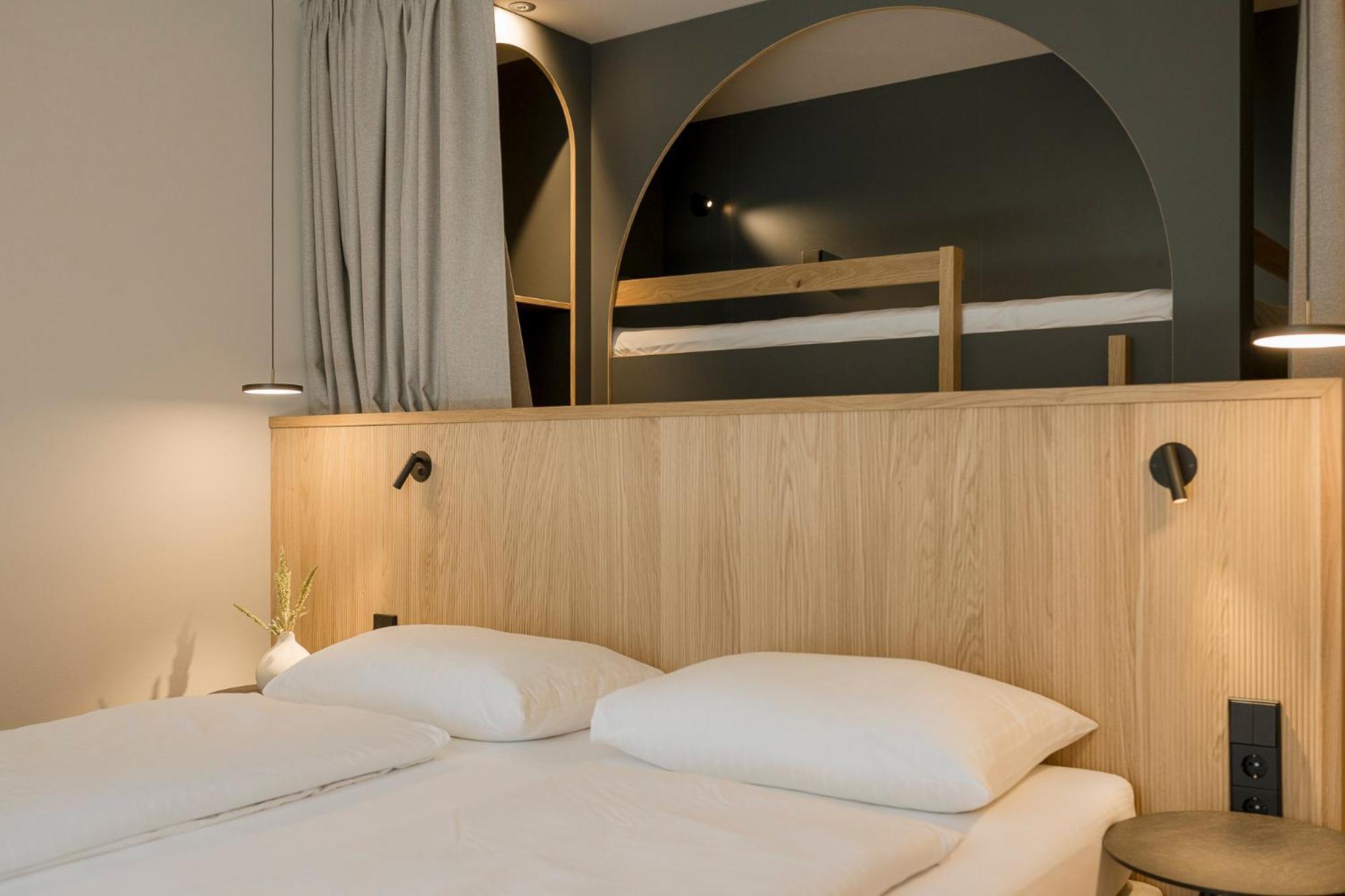 Appartamento con 1 Camera da Letto, Balcone e Vista Montagna